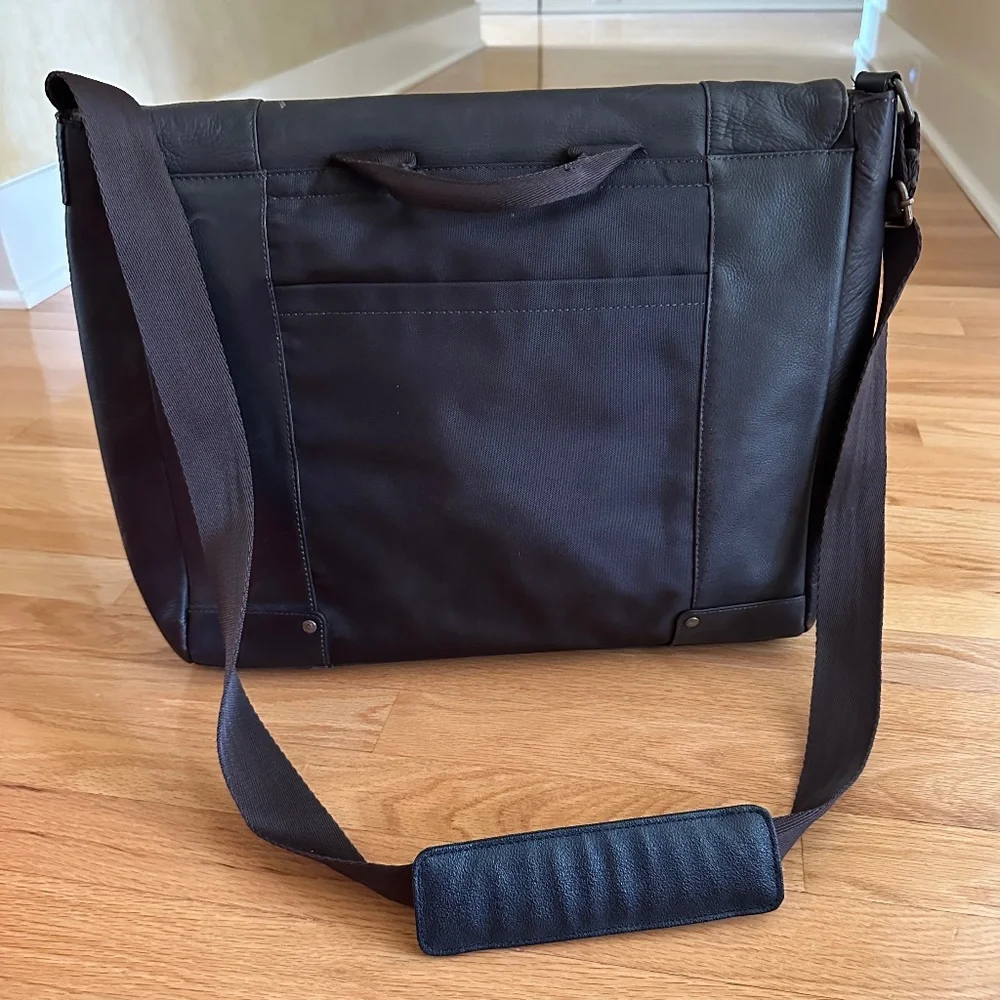 Solo Brown Leather Nylon Messenger Bag